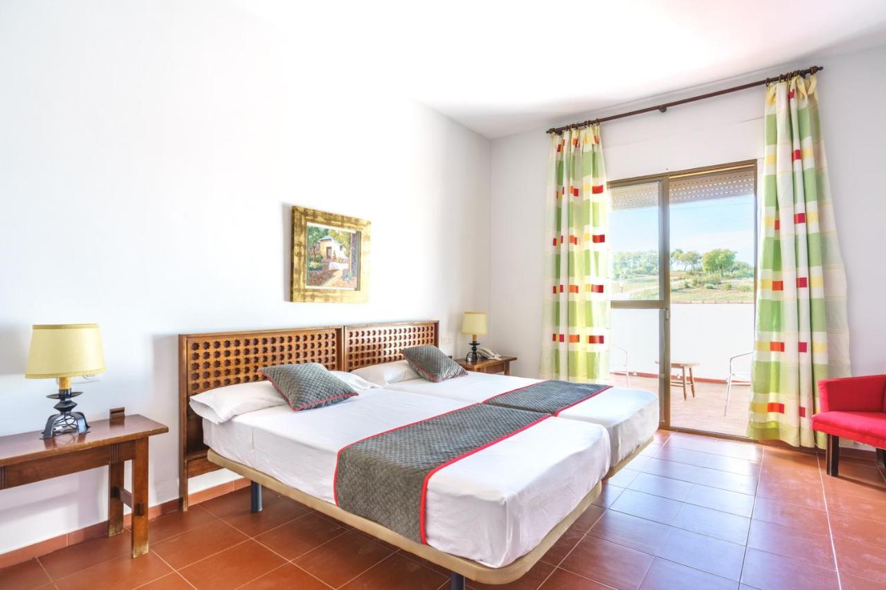 Venta Del Alto Hotel Las Cumbres By Vivere Stays Эль-Гарробо Экстерьер фото